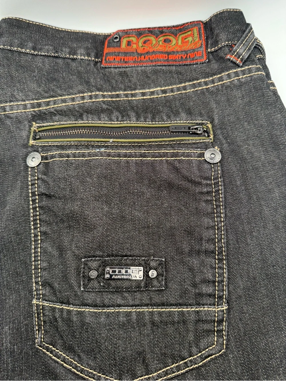 Vintage COOGI Black Denim Orange Embroidered Spell Out Baggy Hip Hop Jeans